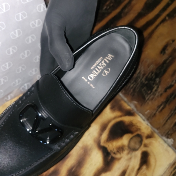 Mens  Valatino   Garvani loafers - Picture 5 of 7